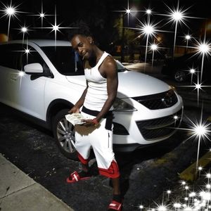 Meet your Posher, Hood